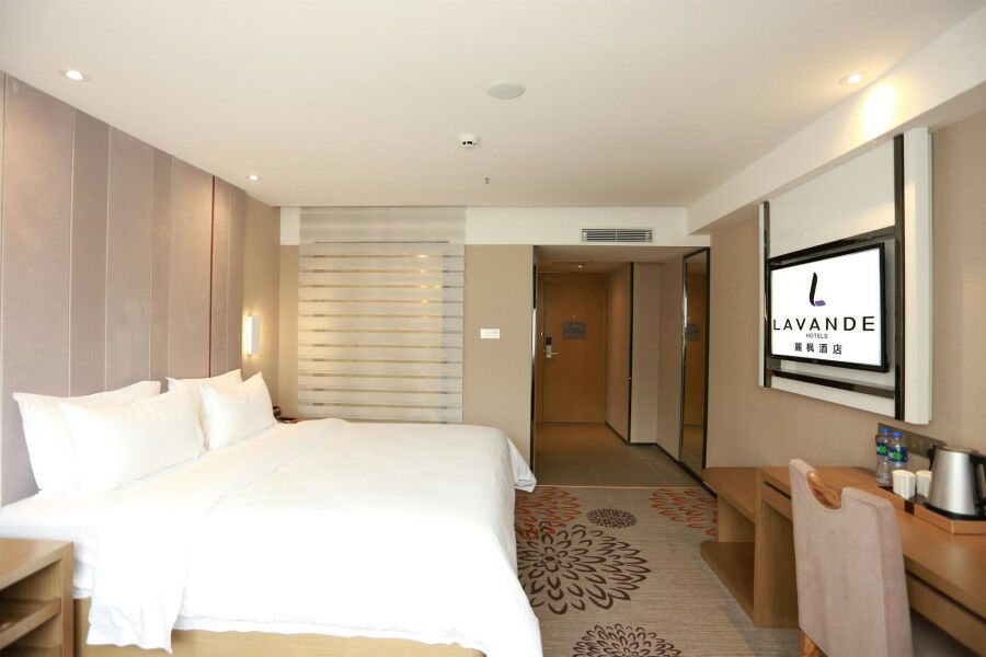 Lavande Hotel Baogang Avenue Guangbai Xinyi Branch Kanton Exterior foto